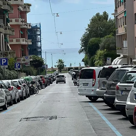 Lido Blu Lägenhet Genua